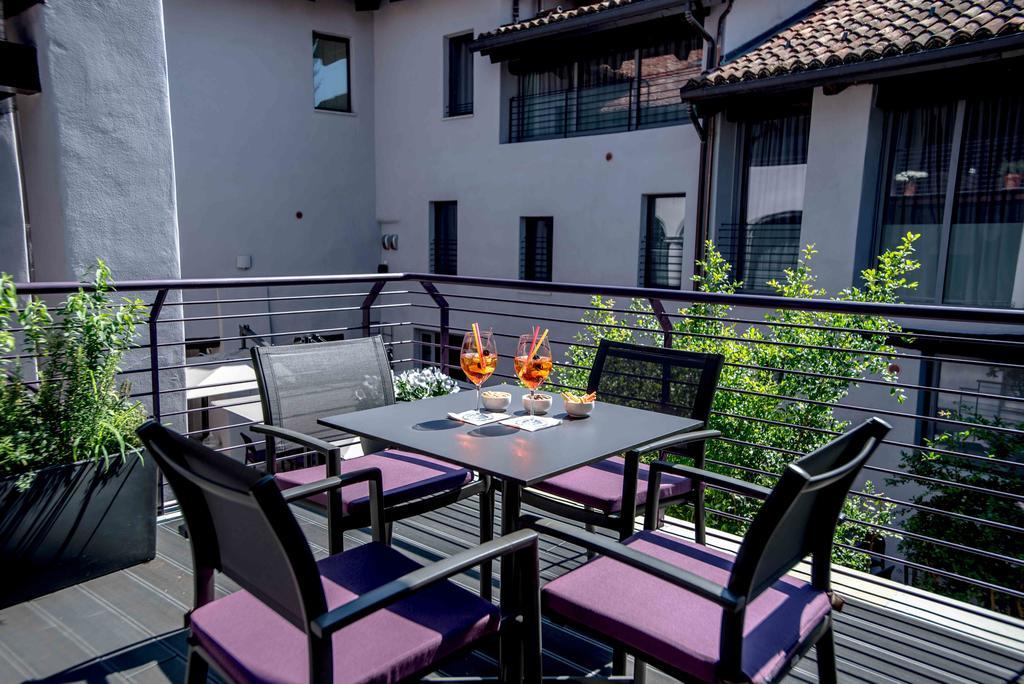 Uve Rooms & Wine Bar Ла Морра Экстерьер фото